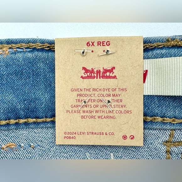 Levi's NWT Sz 6X Blue Denim Jeans - Picture 2 of 7